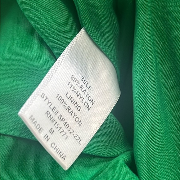 NWT Altar’d State Kelly Green Lined Ruffle Skort Size Medium Skirt Shorts New - Picture 7 of 7